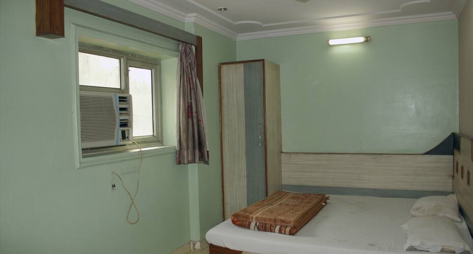The Hotel New Samir, New Delhi 5